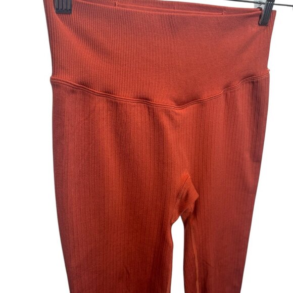 PINK Victoria's Secret Ribbed Active Leggings Size Small - B22 - Picture 3 of 3